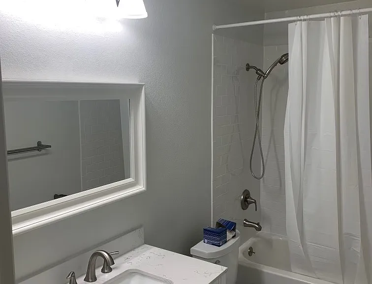 6808 Hyde Park Dr #D — Photo 11