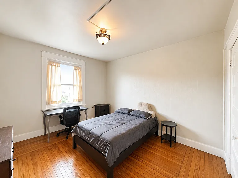 265 W McMillan — Photo 23