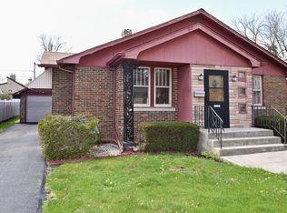 194 S Oakland Grv, Elmhurst, IL