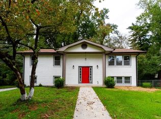 2221 Kilarney Rd, Decatur, GA 30032