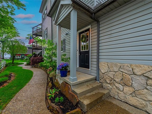 5th image of 33296 Bonnieview Dr