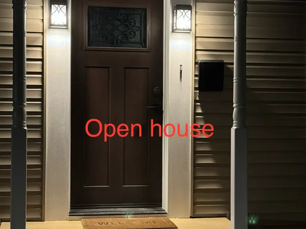 2209 N 1st Ave, Whitehall, PA 18052