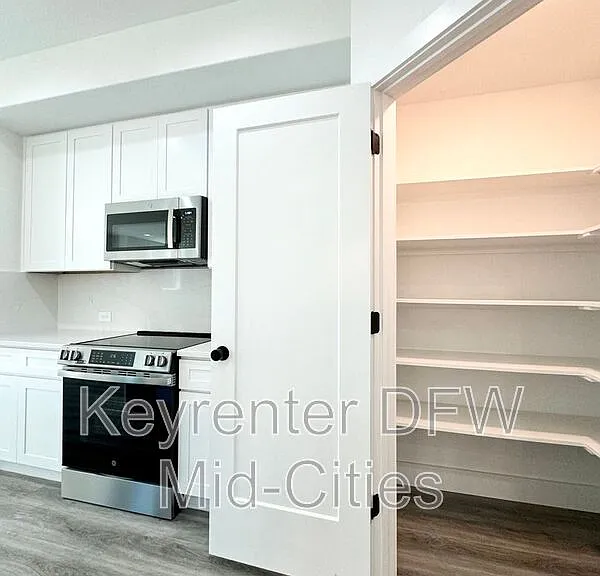 7302 Uloho Way — Photo 7