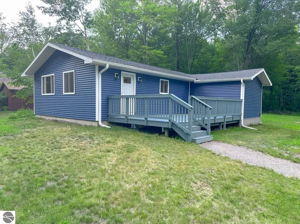 3390 W Curtis Rd, Coleman, MI 48618
