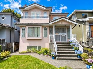 3211 Queens Ave, Vancouver, BC V5R 4T7