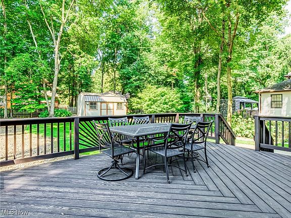 3rd image of 1414 River Trail Dr