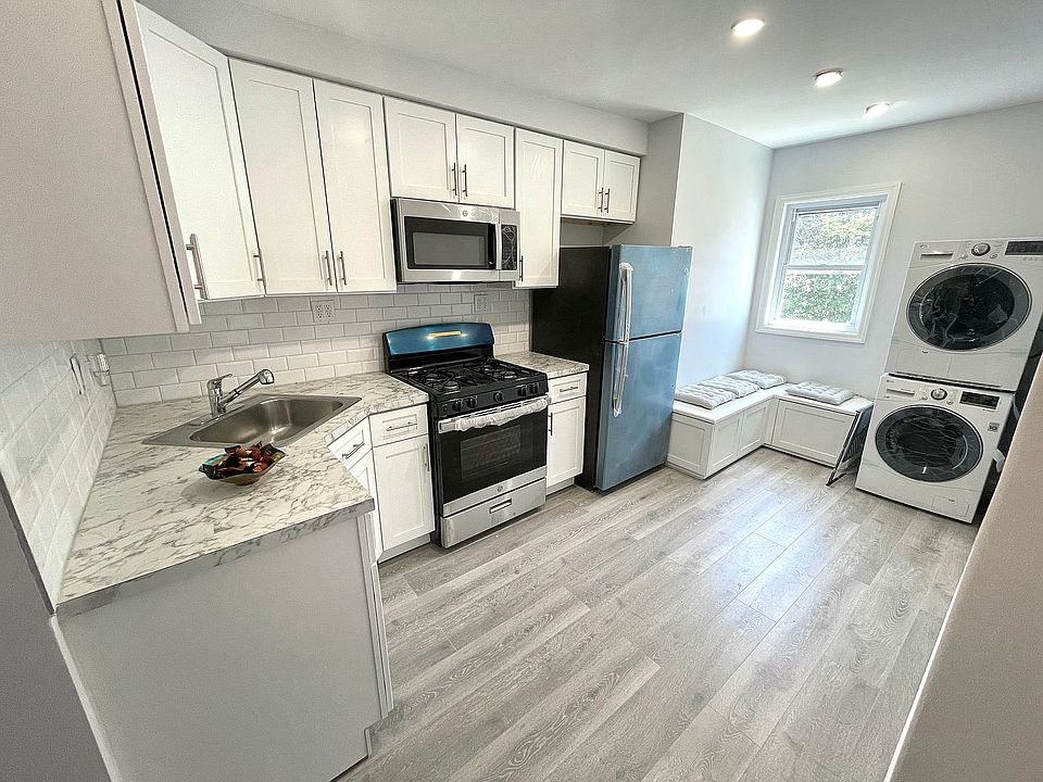 1st image of 8659 18th Ave Floor 3