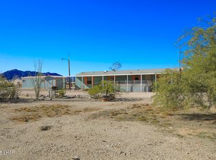 400 N Moon Mountain Ave, Quartzsite, AZ 85346
