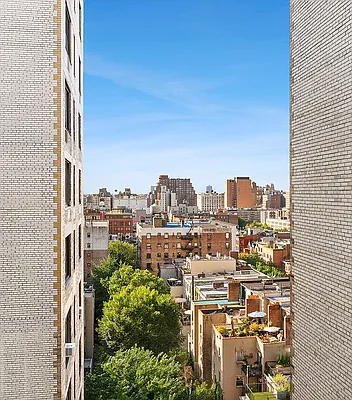 Rented by Compass | media 3