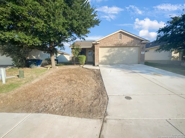 611 Tom Kemp, New Braunfels, TX 78130