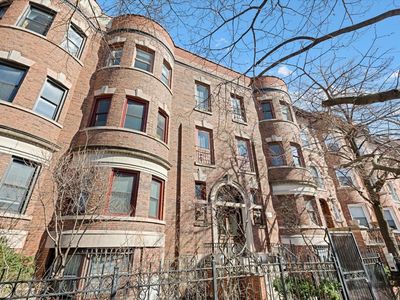 4059 N Sheridan Rd APT 3, Chicago, IL, 60613