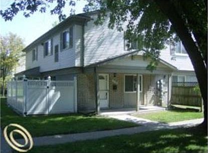 1st image of 15798 Dupage Blvd #17