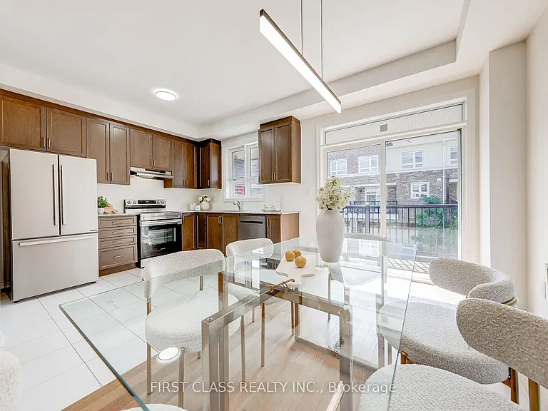 22 Massachusetts Ln — Photo 6