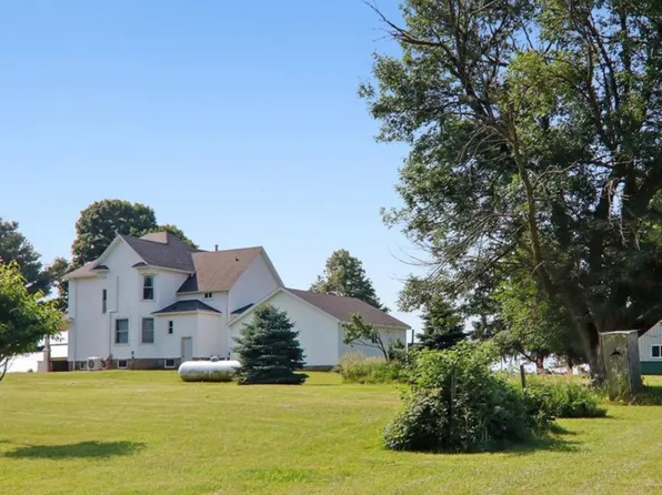 3170 N 900 East Rd, Farmer City, IL 61842