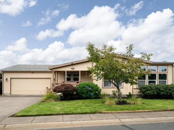 125 Chad Dr, Cottage Grove, OR 97424