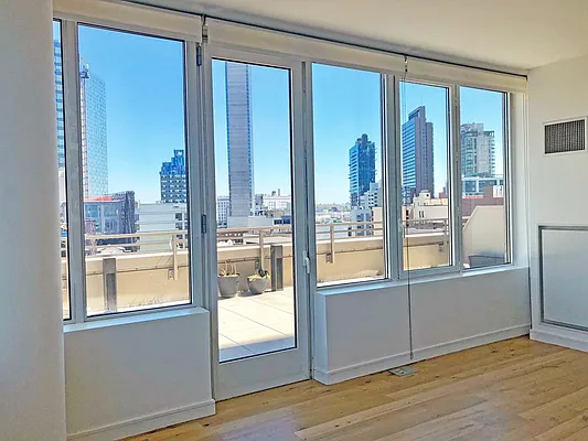 Rented by Stonehenge NYC LLC | media 13