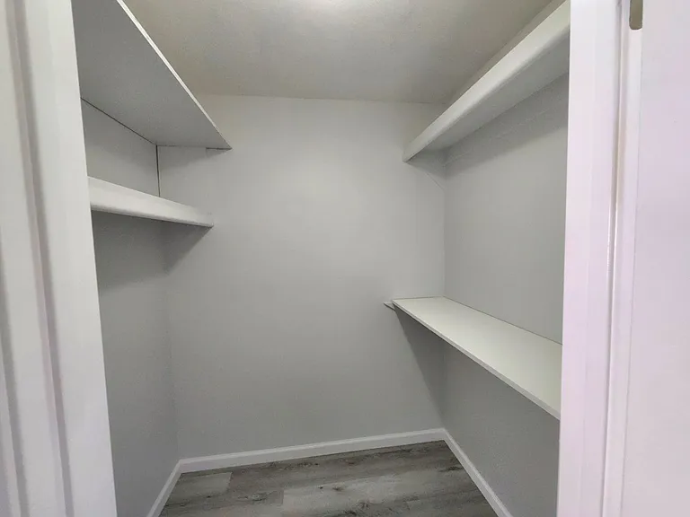1168 E Cochise Dr — Photo 15