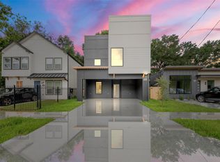 1275 Dewalt St, Houston, TX 77088