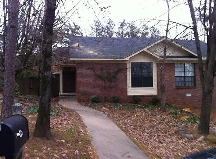 33 Woodlore Cir