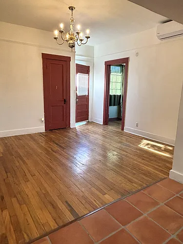 224 W Mountain Ave #B Photo 1
