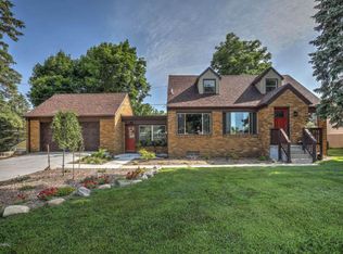 1731 Woodworth St NE, Grand Rapids, MI 49525