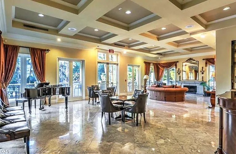 220 E Flamingo Rd #121 — Photo 39