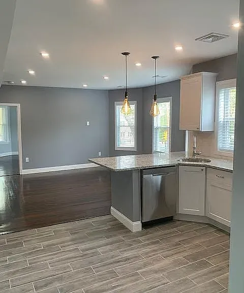 981 Hancock St #2 — Photo 3