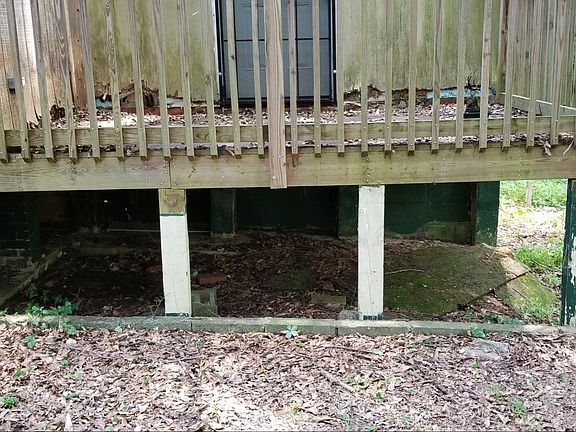 Deck Before New Siding