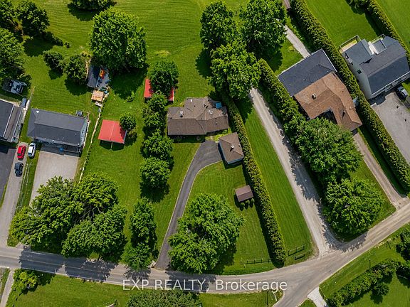 4th image of 561 Duclos Point Rd