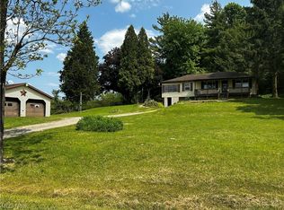 49086 John Tomcho Rd, Cumberland, OH