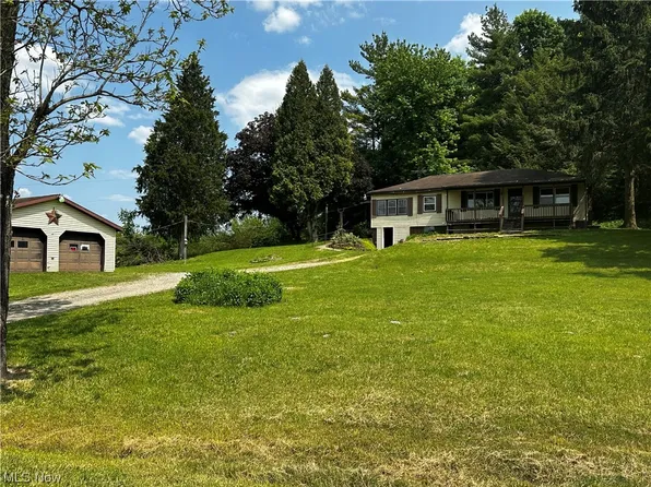 49086 John Tomcho Rd, Cumberland, OH 43732