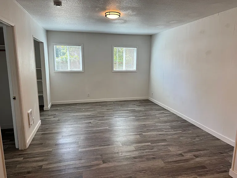 3358 Richard Ave — Photo 13