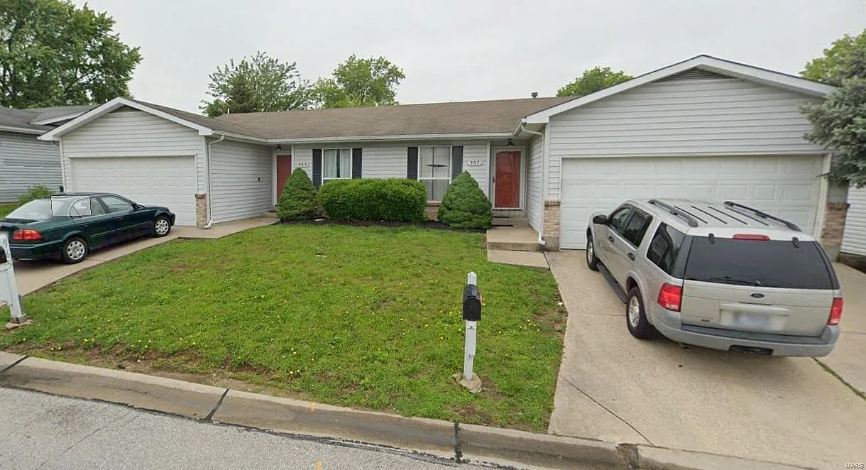 967 Windstream Dr photo 1