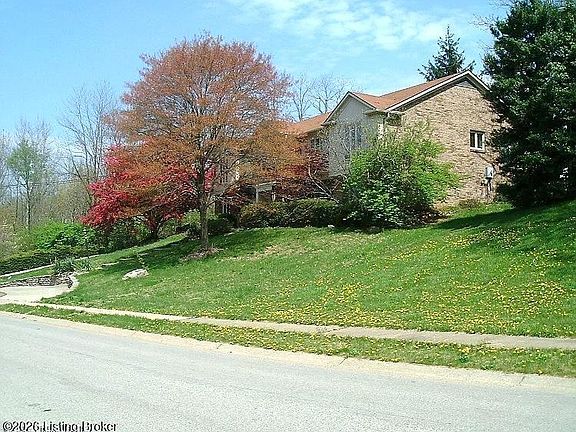 3rd image of 2311 Fallsview Rd