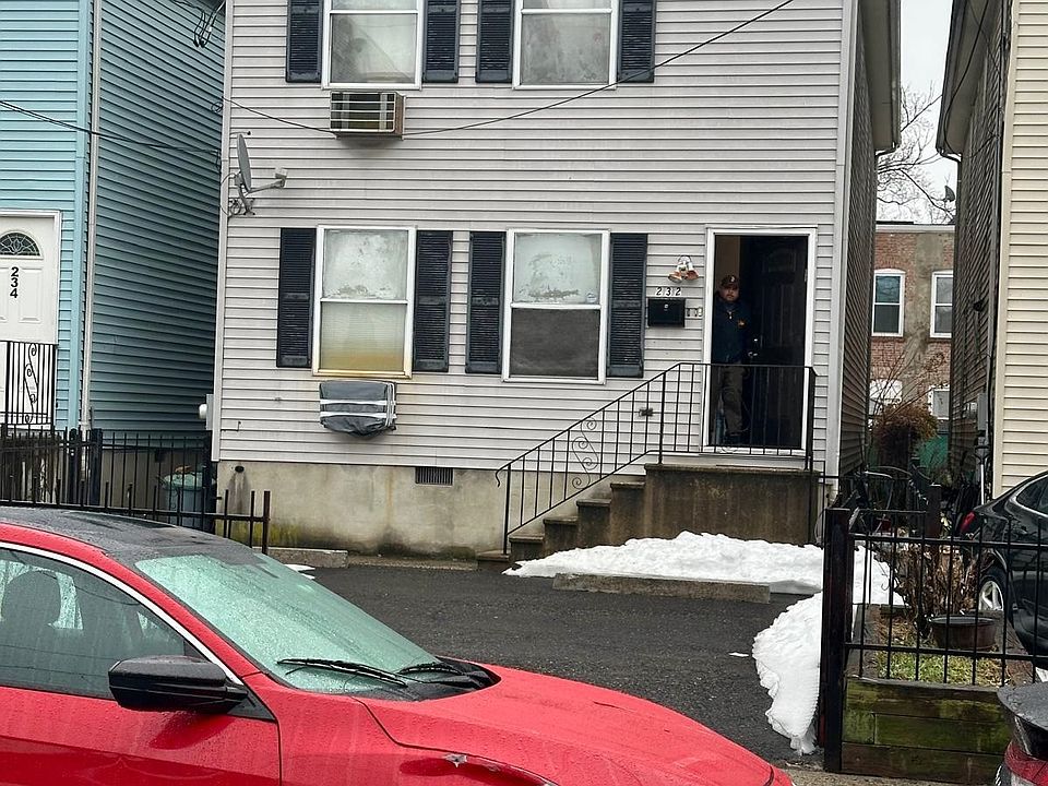 1st image of 232 Halladay St