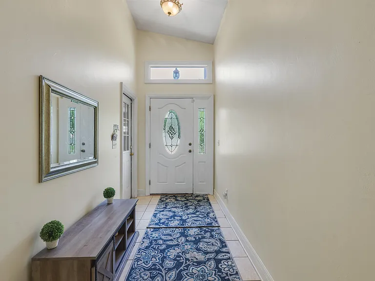 1583 Applewood Way — Photo 7
