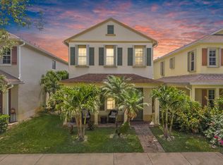 2518 SE Pineland Dr, Port Saint Lucie, FL 34952