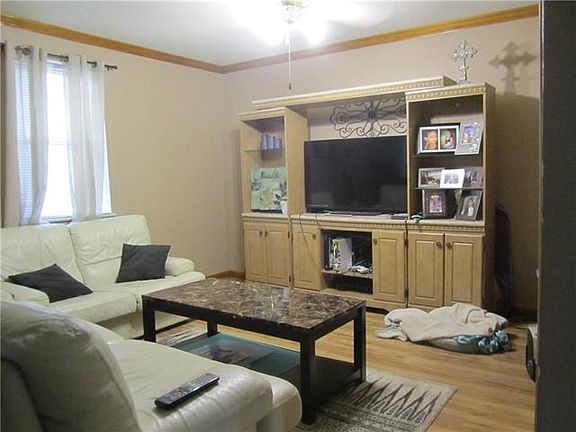 3rd image of 1312 Gaudet Dr