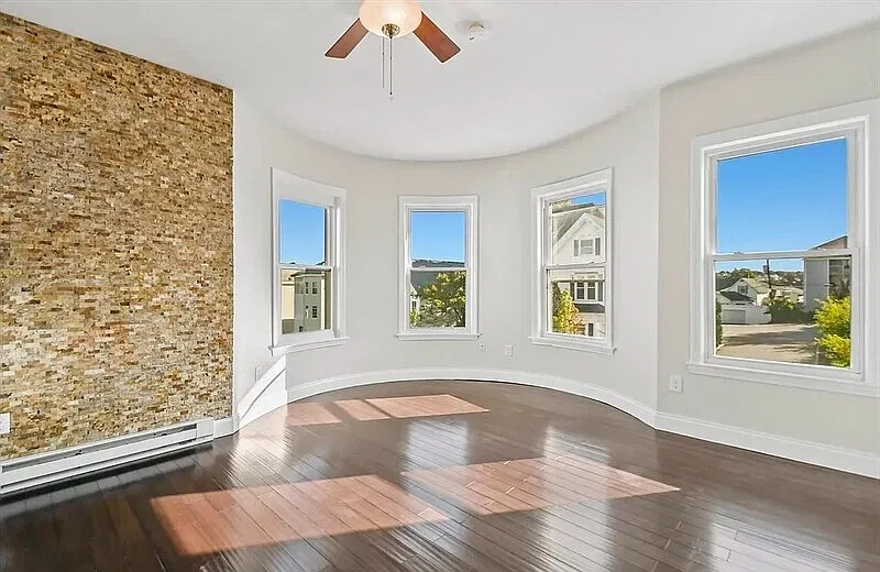 1 bed, 1.0 bath, 702 sqft, $1,480 — Photo 3