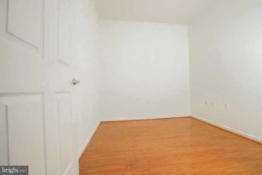 3820 Lightfoot St — Photo 3