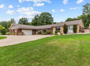 7130 Barber Cir, West Bend, WI 53090