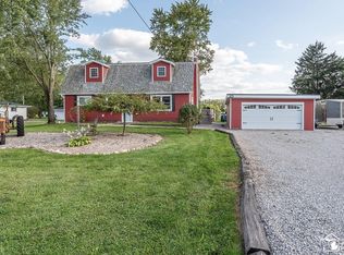 2337 Carleton West Rd, Carleton, MI 48117