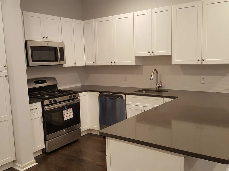 331 Bloomfield Ave — Photo 21