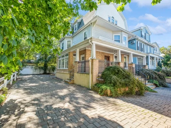 264 84th Street image 5 of 44