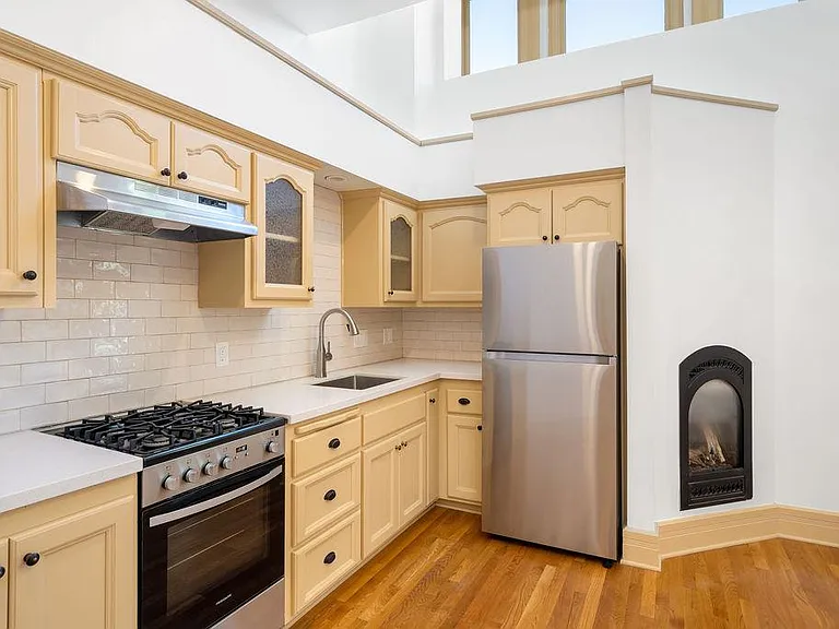 1314 Palm St #208 — Photo 9