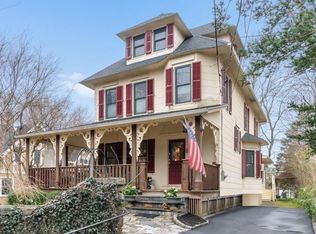 16 Ridgewood Ter, Chappaqua, NY 10514