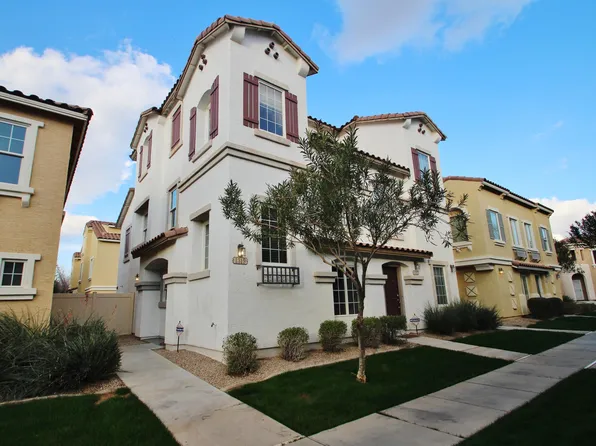 1319 S Sabino Dr, Gilbert, AZ 85296