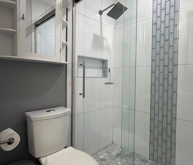 2801 N Los Felices Cir E — Photo 19