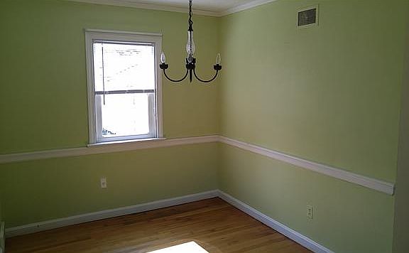 5th image of 6017 Mann Ave