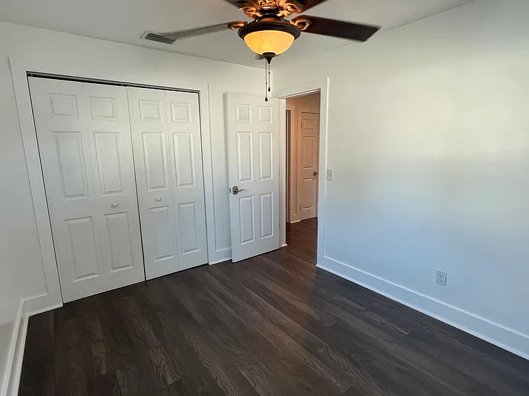 1542 Andover Dr — Photo 11